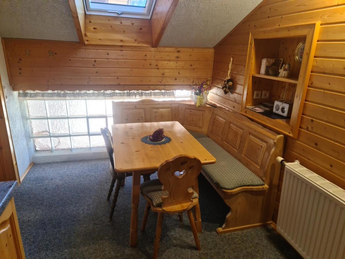 Schoene Ferienwohnung Im Naturpark Grebenzen Sankt Lambrecht Luaran gambar